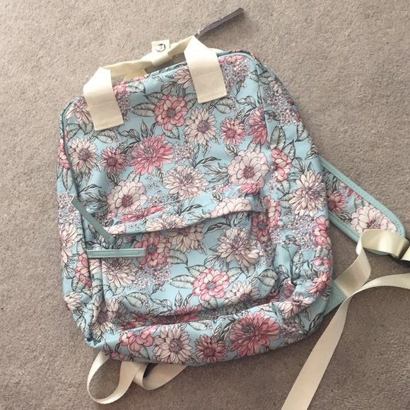 No Boundaries Handbags - floral backpack